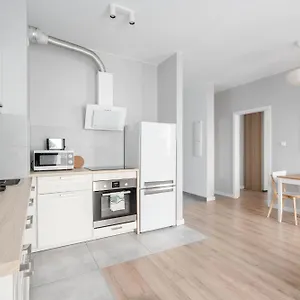  Apartment Enjoy! Marywilska
